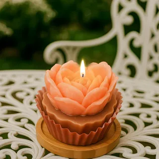 Preview of Heart Rose Cupcake Candle.