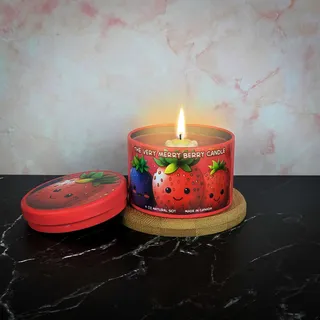 Preview of The Very Merry Berry Candle.
