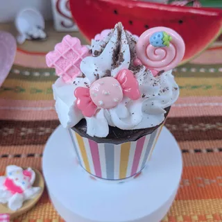 Preview of Faux Pink Sweets Cupcake.
