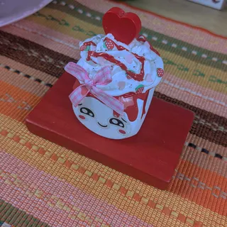 Preview of Faux Marshmallow Buddy - Strawberry.