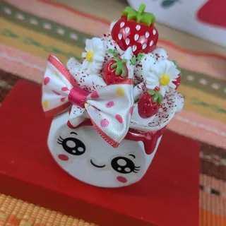 Preview of Faux Marshmallow Buddy - Strawberry.