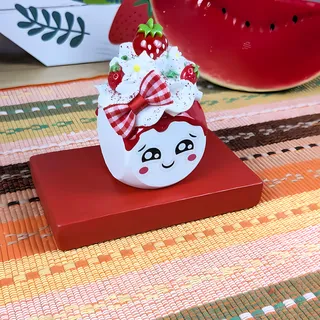 Preview of Faux Marshmallow Buddy - Strawberry.