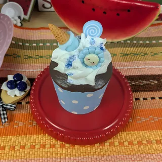 Preview of Faux Blueberry Cupcake.