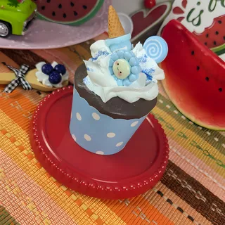 Preview of Faux Blueberry Cupcake.