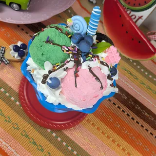 Preview of Faux Ice Cream Bowl Blue ( Blue Plastic Bowl ).