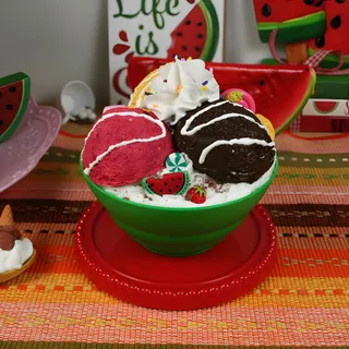 Preview of Faux Ice Cream Bowl Green ( Green Plastic Bowl ).