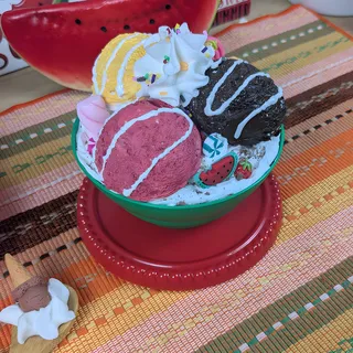 Preview of Faux Ice Cream Bowl Green ( Green Plastic Bowl ).